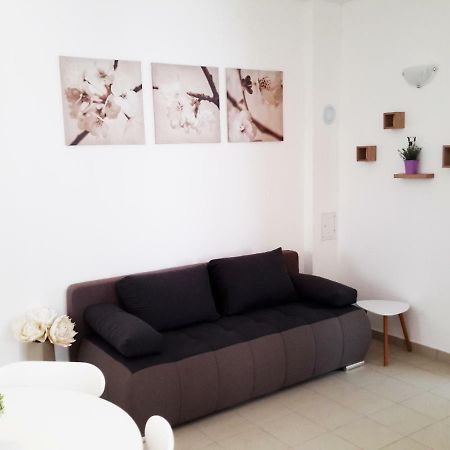 Albert Home คาร์โลวัตส์ ภายนอก รูปภาพ